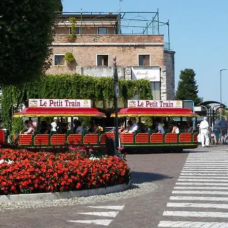 Residence Girasole アパート